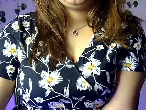 Aaliya02 online show from February 1, 2026, 11:25 pm