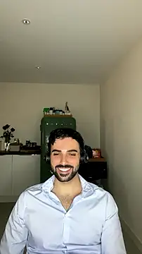 Snapshot of eauminerale chatting on July 21, 2026, 8:48 am eauminerale online show from July 21, 2026, 8:48 am
