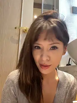 miumiu-66 online show from May 6, 2026, 10:30 am
