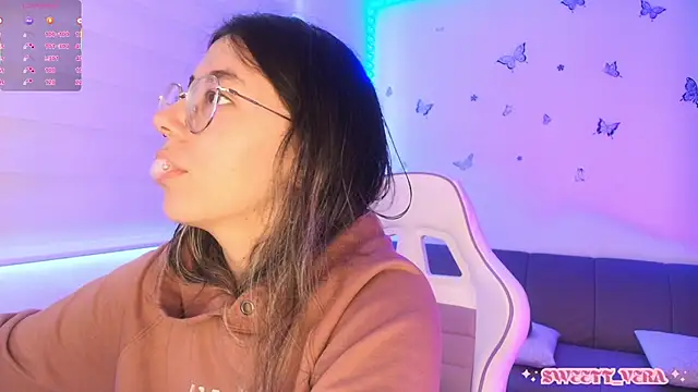 Snapshot of sweettvera chatting on June 5, 2026, 1:28 pm sweettvera online show from June 5, 2026, 1:28 pm