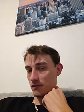 Chrisou73 online show from June 11, 2026, 7:33 pm