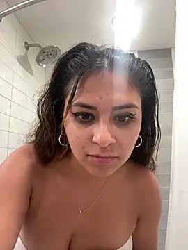 mrandmrs freak online show from October 9, 2025, 4:02 am