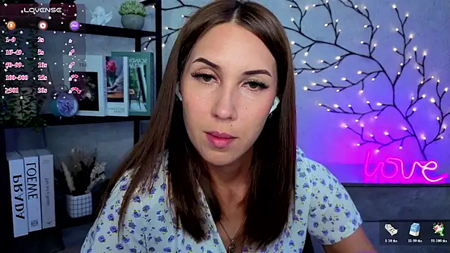 DreamVelour online show from June 26, 2026, 8:36 pm