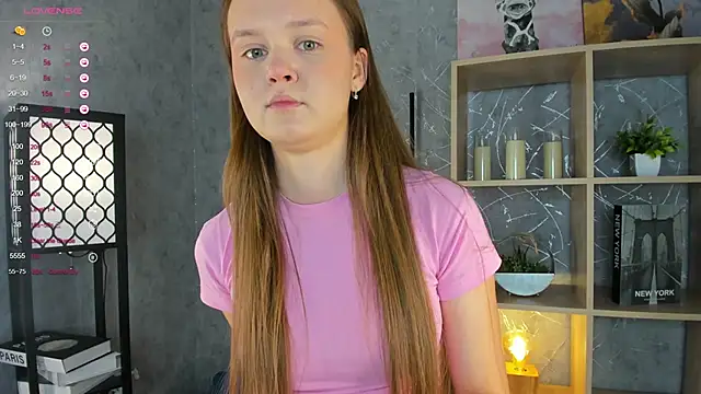 ElenoreReth online show from November 8, 2025, 1:09 am