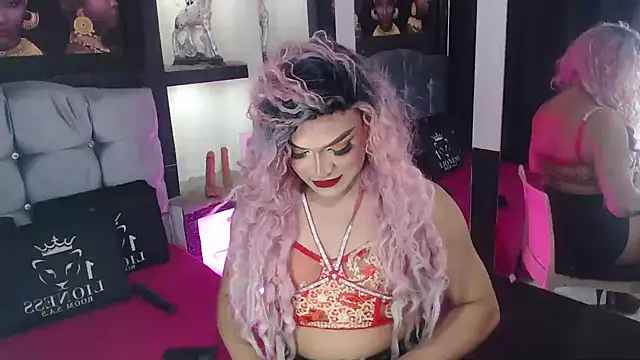 Sophia hott01 online show from September 25, 2025, 12:00 pm