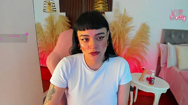 Antonela vargas online show from July 21, 2026, 12:17 pm
