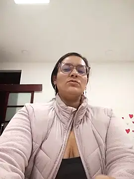 Snapshot of Michell_Monet chatting on March 23, 2026, 10:59 am Michell Monet online show from March 23, 2026, 10:59 am