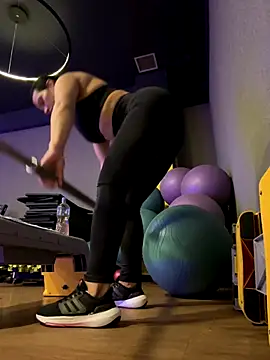 Anavalle online show from September 27, 2025, 3:51 pm