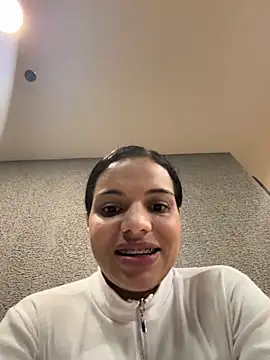 Anavalle online show from November 29, 2025, 3:01 pm