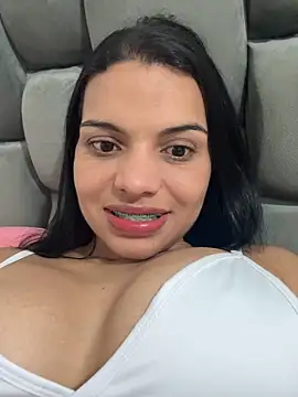 Snapshot of Anavalle chatting on March 12, 2026, 7:29 pm Anavalle online show from March 12, 2026, 7:29 pm