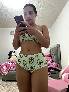 Snapshot of Anavalle chatting on March 17, 2026, 8:01 pm Anavalle online show from March 17, 2026, 8:01 pm