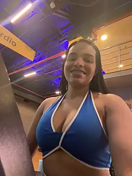 Snapshot of Anavalle chatting on March 9, 2026, 8:45 pm Anavalle online show from March 9, 2026, 8:45 pm