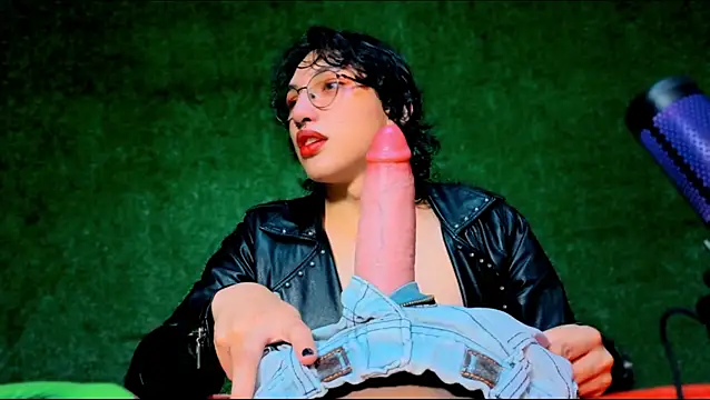 -BlueOpal- online show from November 7, 2025, 8:35 pm