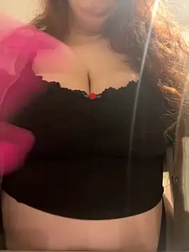 wonderlustt online show from November 7, 2025, 9:19 pm