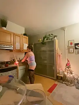 Snapshot of Seturselfonfire chatting on November 24, 2025, 12:10 am Seturselfonfire online show from November 24, 2025, 12:10 am