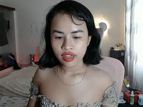 Snapshot of EllieYoon chatting on March 1, 2026, 5:51 am EllieYoon online show from March 1, 2026, 5:51 am