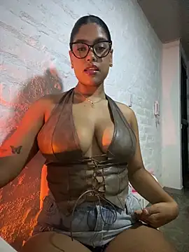 miiabrown18 online show from April 18, 2026, 2:25 am