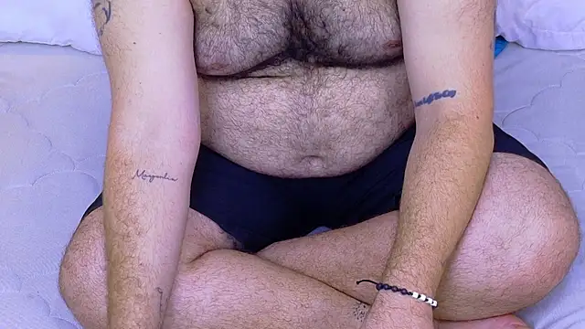 big bearr online show from October 19, 2025, 3:37 pm