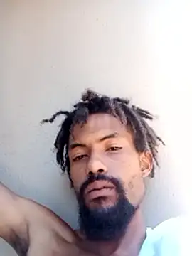 Snapshot of Goofygoody17 chatting on February 8, 2026, 10:35 am Goofygoody17 online show from February 8, 2026, 10:35 am