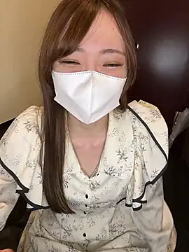 Moe v v online show from October 25, 2025, 2:00 am