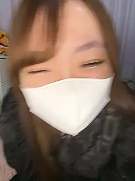 Moe v v online show from November 25, 2025, 12:11 am