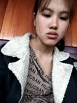 Mai lovely online show from March 12, 2026, 10:30 am