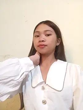 Mayy1 online show from October 23, 2025, 1:48 am