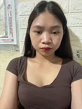 Mayy1 online show from May 6, 2026, 2:37 am