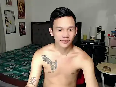 asianmonstercock05 online show from November 1, 2025, 6:08 am