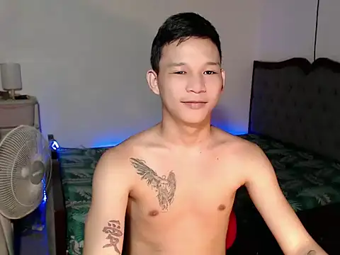 asianmonstercock05 online show from November 19, 2025, 5:13 pm