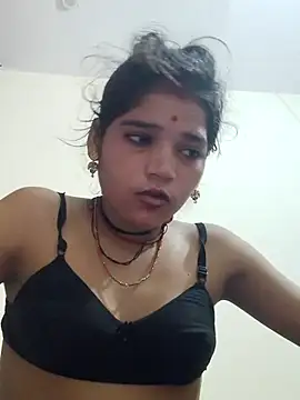 Snapshot of Mahek_love143 chatting on June 16, 2026, 10:54 pm Mahek love143 online show from June 16, 2026, 10:54 pm