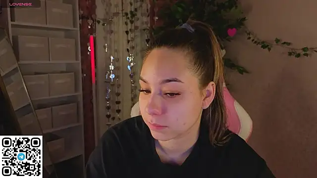 Al1ice Moures online show from February 14, 2026, 1:17 am