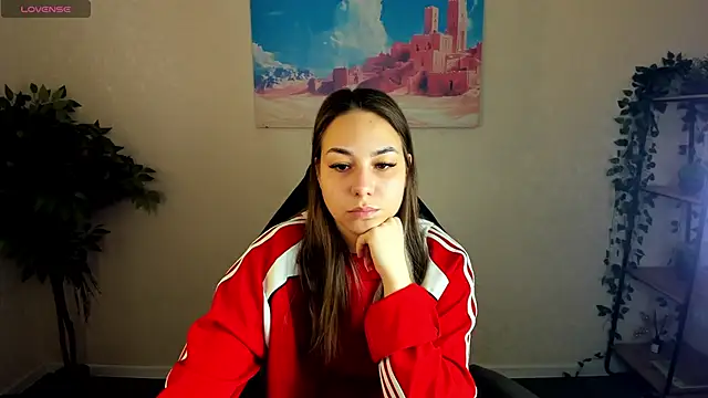 Al1ice Moures online show from March 19, 2026, 9:20 am