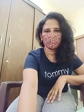 Snapshot of tamil_Boomika chatting on June 30, 2026, 2:33 am tamil Boomika online show from June 30, 2026, 2:33 am