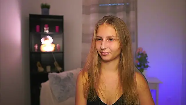 emmie murray online show from November 29, 2025, 2:17 pm