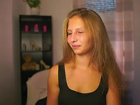 emmie murray online show from September 24, 2025, 1:39 pm