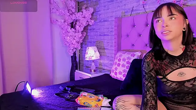 NaiaWhisper online show from March 15, 2026, 5:36 am