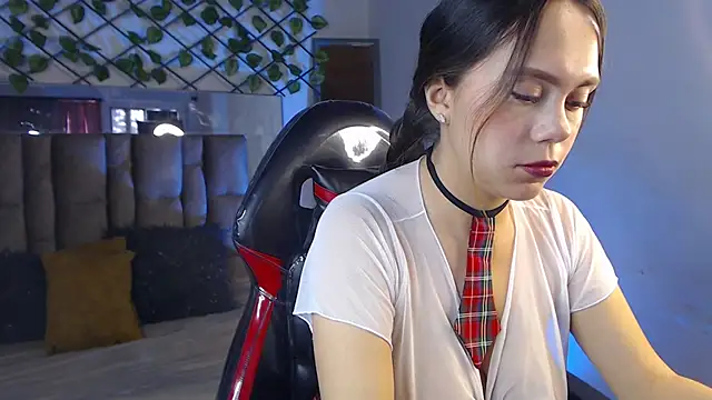 samycollens online show from October 22, 2025, 12:15 pm