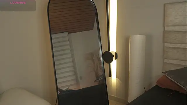 cherry bunnyx online show from July 14, 2026, 4:28 am