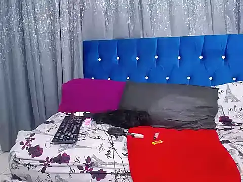 BustyBMWx online show from November 20, 2025, 12:11 am