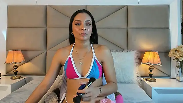 MayaDeLuca online show from January 14, 2026, 1:04 pm