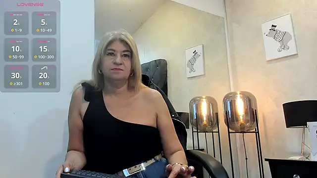 Snapshot of alana_johnson_0 chatting on June 30, 2026, 12:49 pm alana johnson 0 online show from June 30, 2026, 12:49 pm