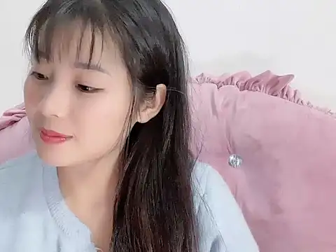 Lie liee online show from December 17, 2025, 1:27 pm