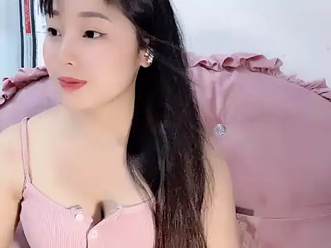 Snapshot of Lie_liee chatting on June 20, 2026, 1:27 pm Lie liee online show from June 20, 2026, 1:27 pm