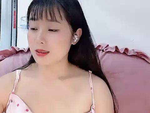 Lie liee online show from June 26, 2026, 2:12 pm