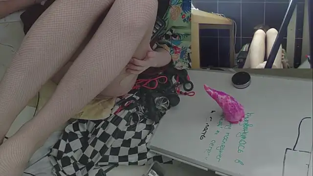 LilithsEve online show from September 28, 2025, 11:39 am