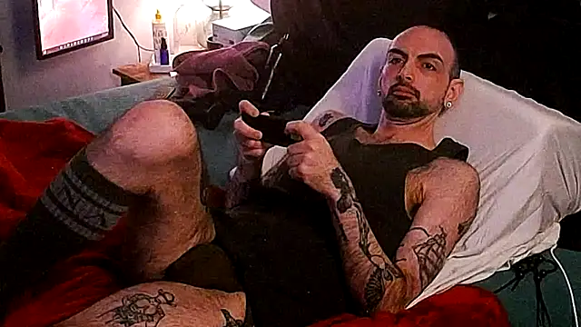 hungbot online show from December 16, 2025, 5:55 am