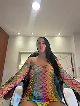 Natasha Kiim  online show from August 6, 2026, 5:02 am