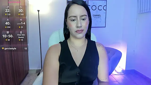 Natasha Kiim  online show from February 26, 2026, 4:12 am