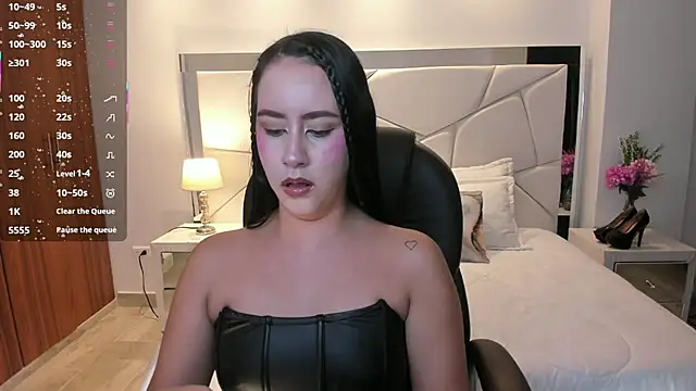 Natasha Kiim  online show from July 3, 2026, 4:08 am